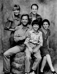 Harts of the West cast